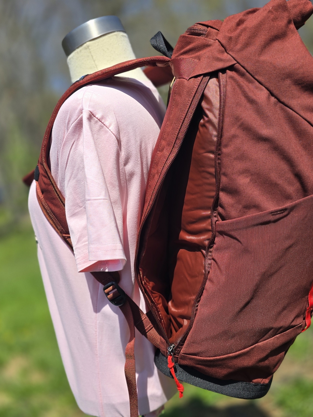 Patagonia Fieldsmith Roll Top Backpack + Matching 5L Fieldsmith Waist Pack Bundl - Picture 5 of 10